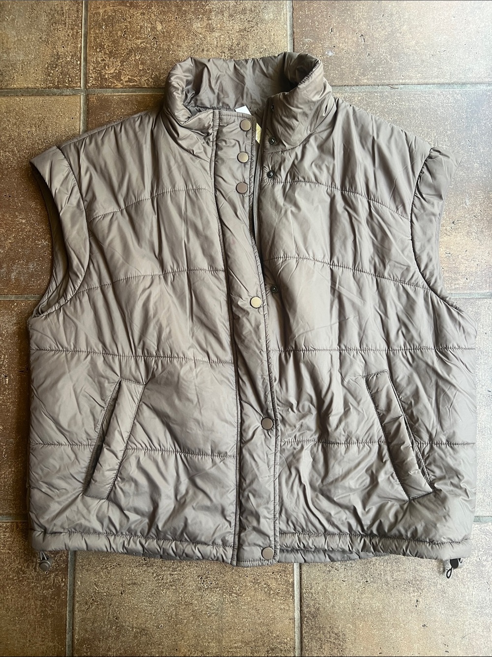 Zella Quilted lightweight Puffer Vest in Taupe